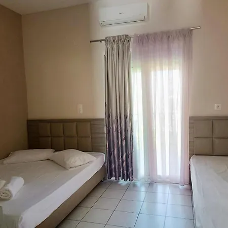 Adam Apartament Polychrono