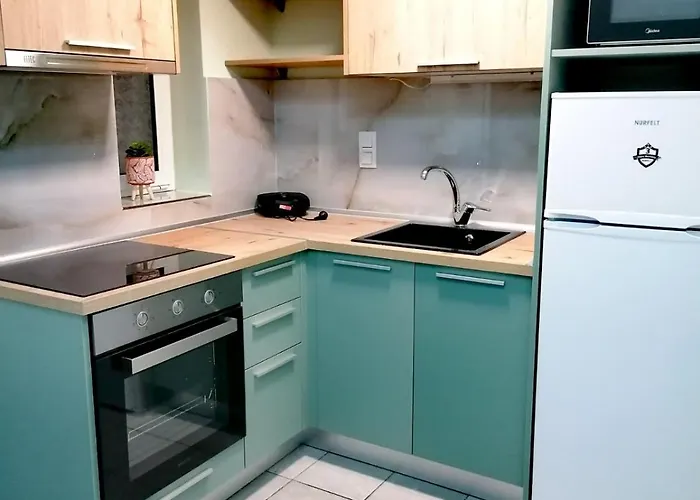 Apartament Adam Polychrono