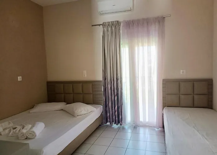 Adam Apartament Polychrono